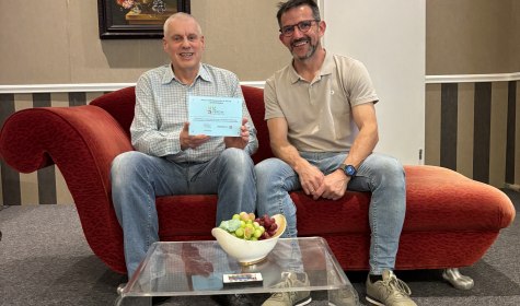 Die Theatergruppe „Retzer Bühne“ konnte sich 2024 über gefördertes, neues Inventar für Aufführungen freuen. , © LEADER-Regionalmanagement Verein(t) – regional.gesund.digital 