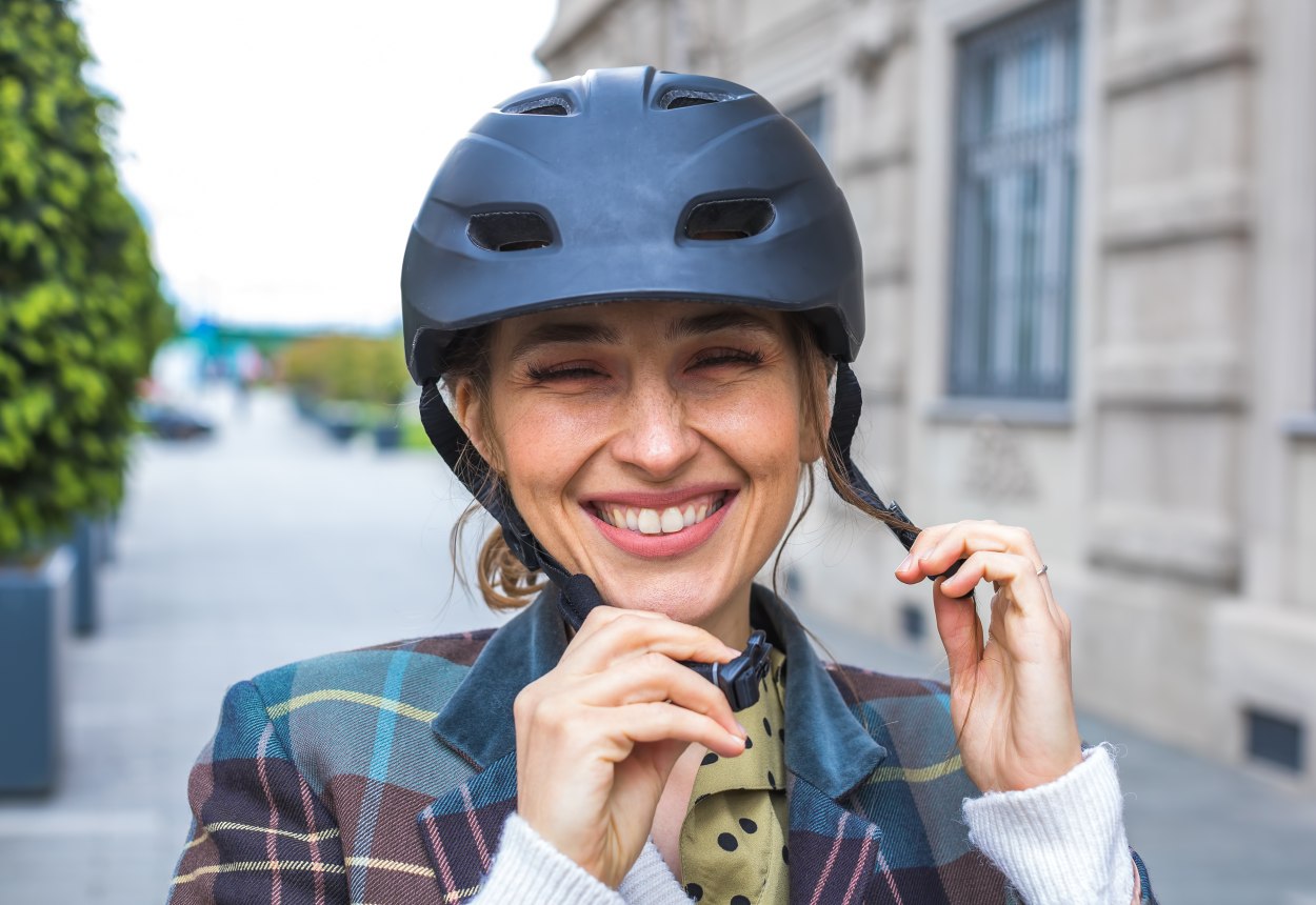 Radfahrerin, © stock.adobe.com - aerogondo Radfahrerin, © stock.adobe.com - aerogondo