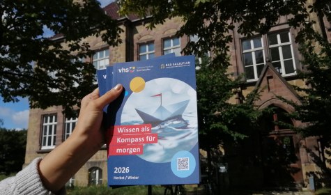 VHS Programm Herbst/Winter 2026, &copy; Stadt Bad Salzuflen