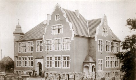 Historisches Bild der Gelben Schule, © Stadt Bad Salzuflen