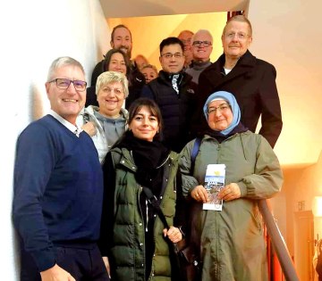 Wenngleich das Förderprogramm für das Quartiersmanagement Schötmar Ende 2025 ausläuft, zogen die Beteiligten des Entscheidungsgremiums nach sechs Jahren und Dutzenden Projekten ein positives Fazit., © Quartiersmanagement Schötmar