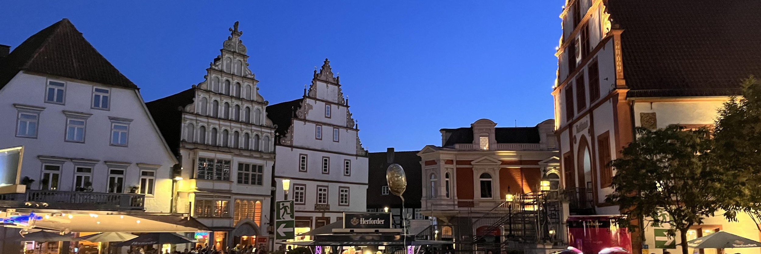 Maiparty 1, &copy; Oliver Siekmann