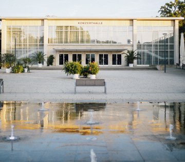 Springbrunnen Font&auml;ne Konzerthallenvorplatz Kurpark 