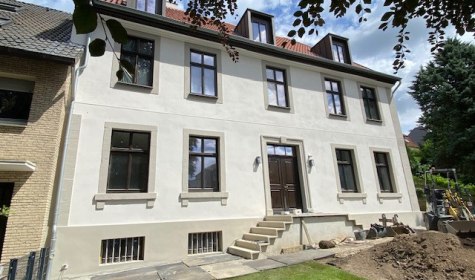 Ehemaliges Pfarrhaus Von-Stauffenberg-Straße , © Foto: Gaby Bussemas