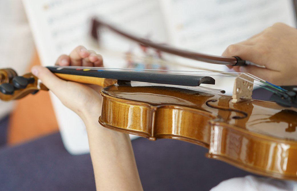 Violine, &copy; stock.adobe.com | tarafoto