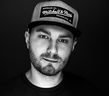 Ein Porträt von DJ Tweezy, © DJ Tweezy