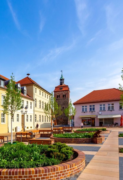 Marktturm und Sankt Johanniskirche in Luckenwalde, © pure-life-pictures/stock.adobe.com Marktturm und Sankt Johanniskirche in Luckenwalde, © pure-life-pictures/stock.adobe.com