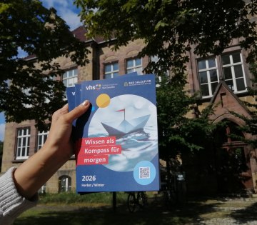 VHS Programm Herbst/Winter 2026, &copy; Stadt Bad Salzuflen