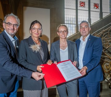 Vertragsunterzeichnung interkommunale Kooperation KOD, &copy; Stadt Bielefeld / Thomas F. Starke