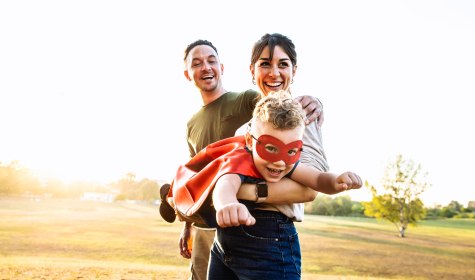 Pflegekinderdienst Titelbild, &copy; Adobe Stock