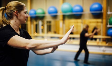Staatsbad Salzuflen_Gesundwerk Qi Gong Indoor, © Stadt Bad Salzuflen / S. Strothbäumer
