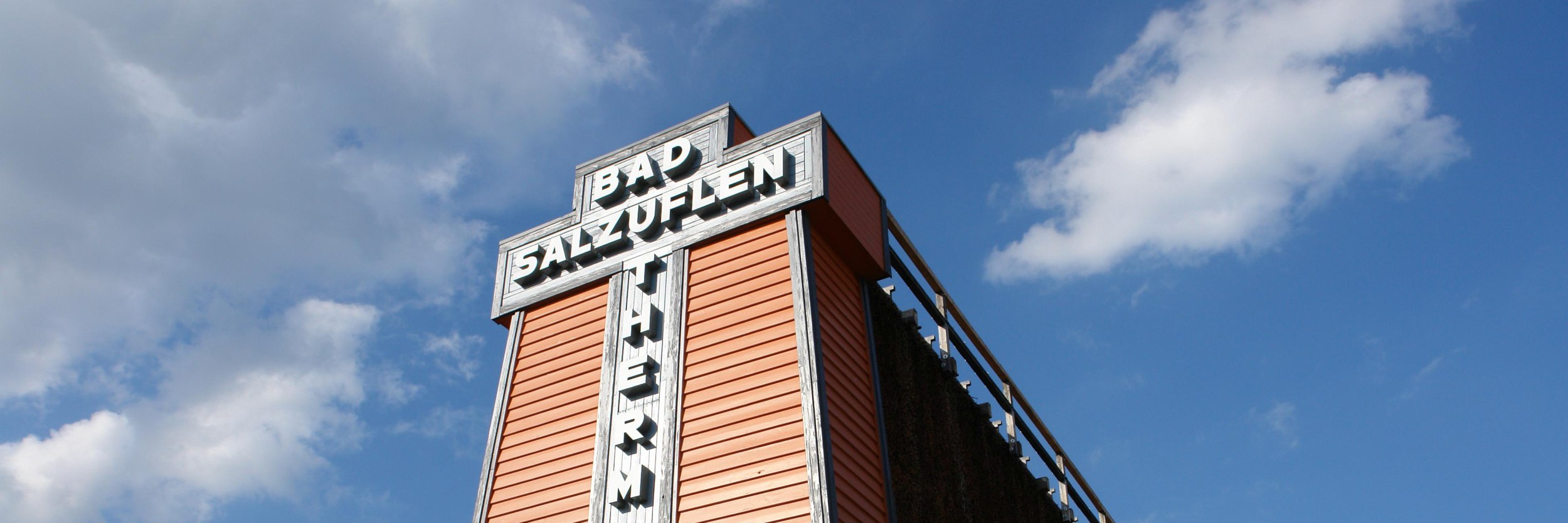 Das Gradierwerk an der Parkstraße ist eines der Bad Salzufler Wahrzeichen., © Stadt Bad Salzuflen